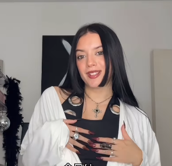 Influencer de moda y Lifestyle - Juli Echegaray